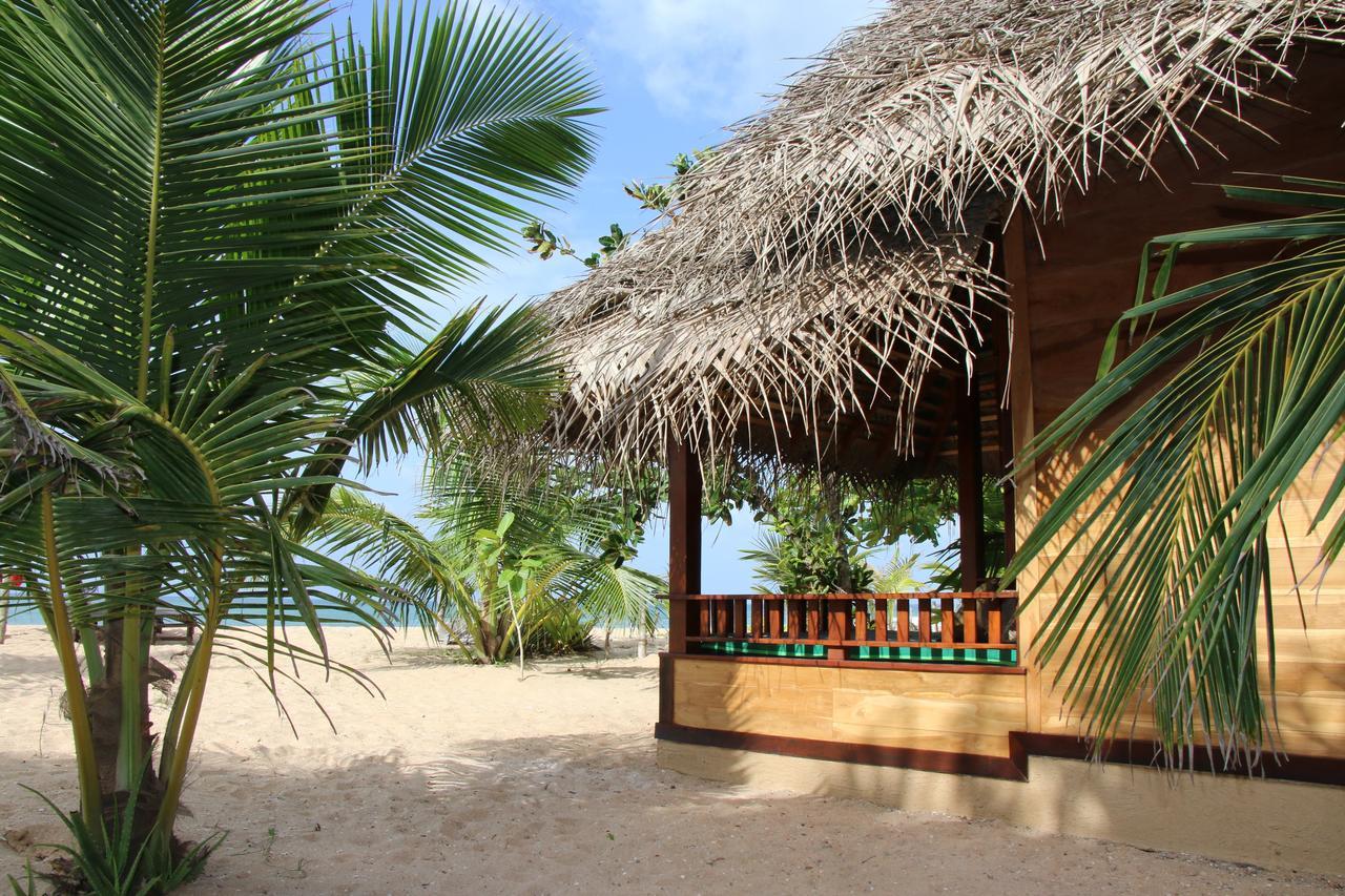 Shiva'S Beach Cabanas Tangalle Exterior photo