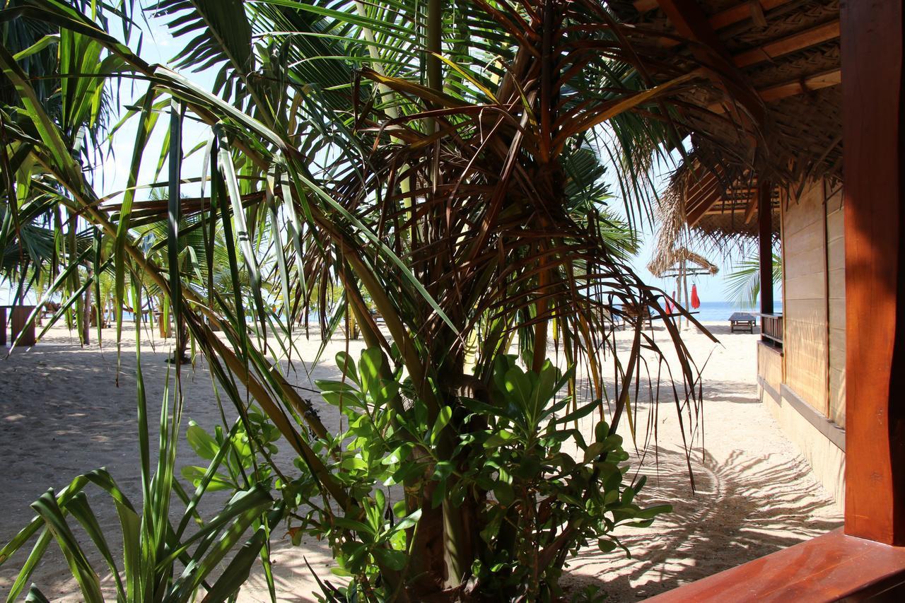 Shiva'S Beach Cabanas Tangalle Exterior photo