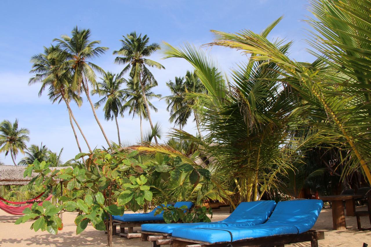 Shiva'S Beach Cabanas Tangalle Exterior photo