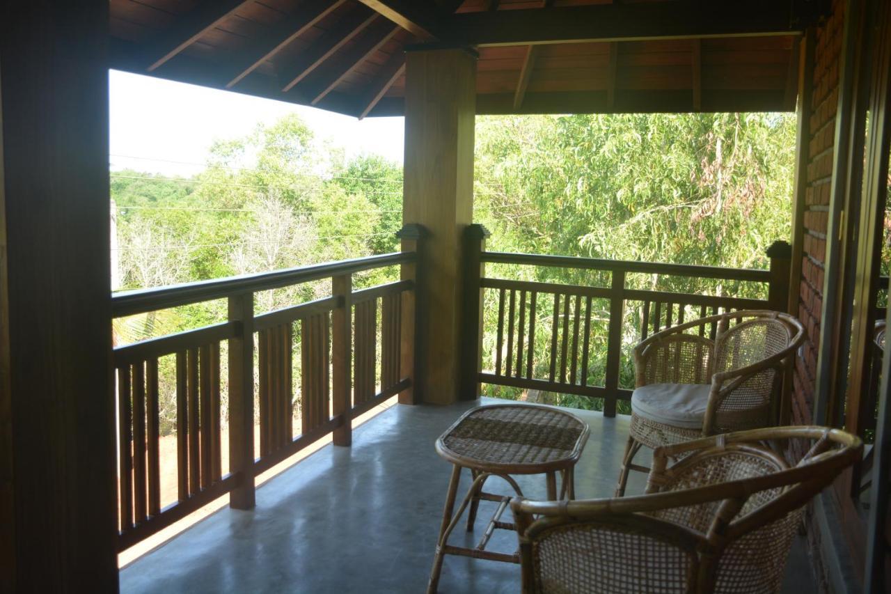 Shiva'S Beach Cabanas Tangalle Exterior photo